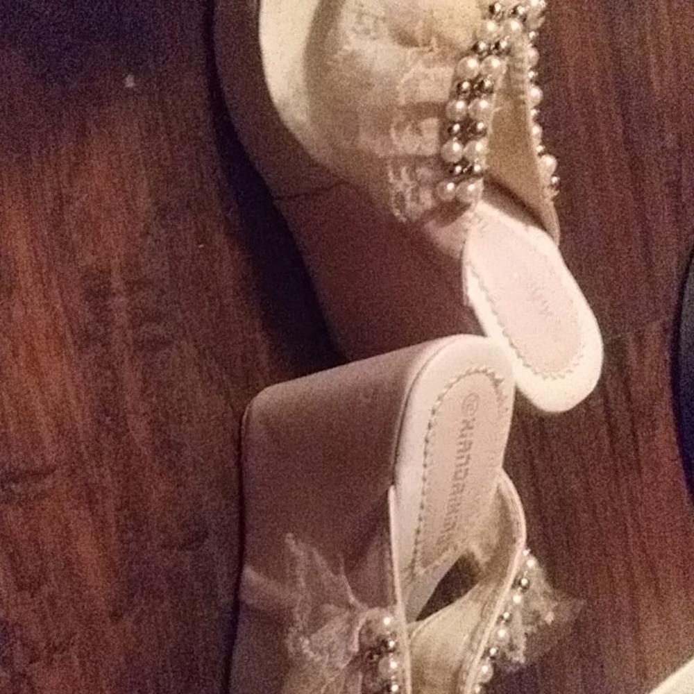 High heels - Picture 3 of 3
